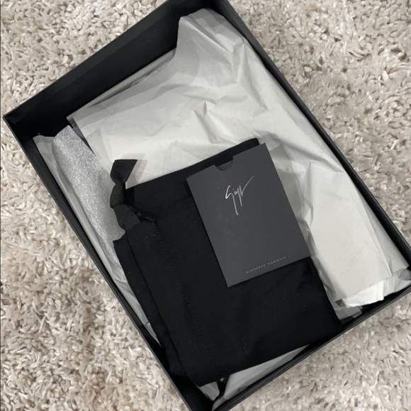 Black Giuseppe Zanotti Darsey Strappy Sandals. - Picture 3 of 6